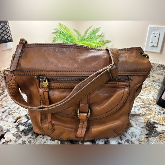 Fossil Tan Leather Women's Messenger Bag - Picture 15 of 16
